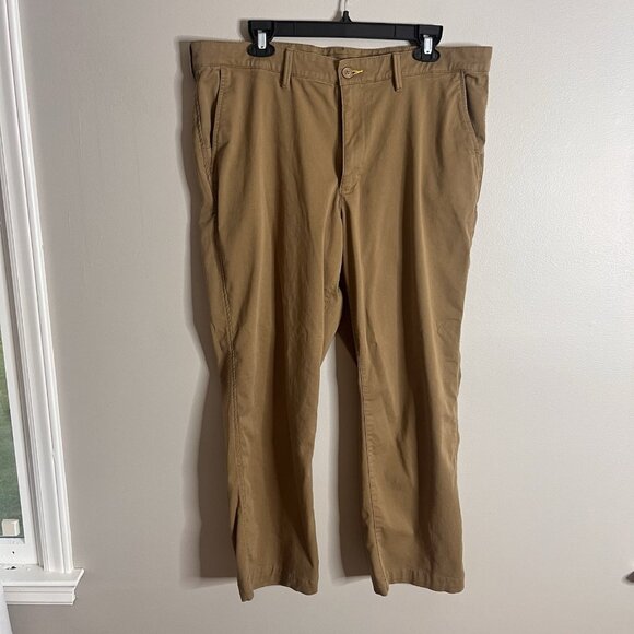 LL Bean Men’s Classic Fit 38x29 Khaki Chino Pants - Picture 1 of 5